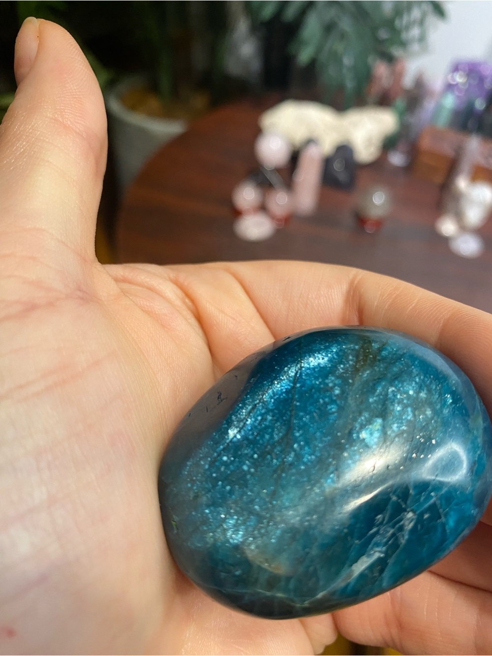 Blue Apatite Palm Stone - Picture 7 of 13